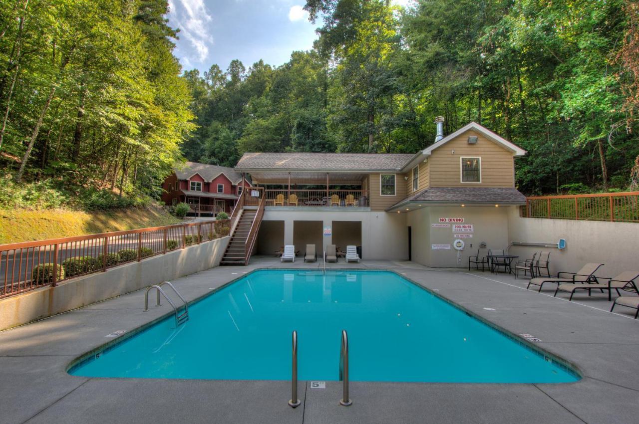 Gorgeous "Country Roads" By Honeybearcabins 4Br 4Ba, Next To Pool, Easy Drive, Main Strip Location! Pigeon Forge Bagian luar foto